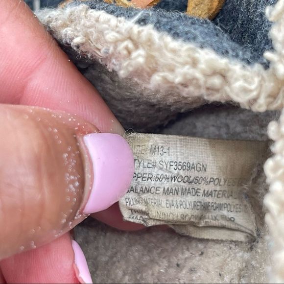 Dockers Boy’s Navy Blue Indoor/Outdoor Faux Fur Moccasin Slippers Medium 13/1 - Picture 8 of 12